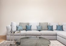 חיפוי קירות חוץ דקורטיבי ושטיחים קלאסיים לסלון: המדריך המלא